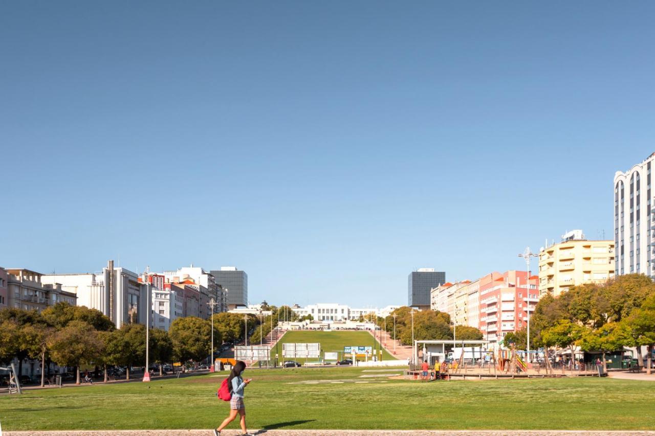 Stupendo- Two Rooms, Patio With Refreshing Pond-Center-Air Conditioning-Free Park Lisboa 外观 照片